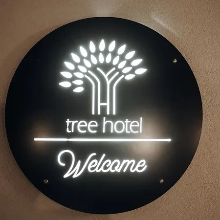 Tree Hotel Korce