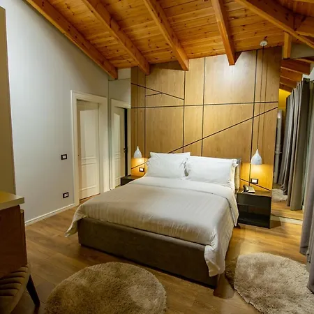 Hotel Tree 4*